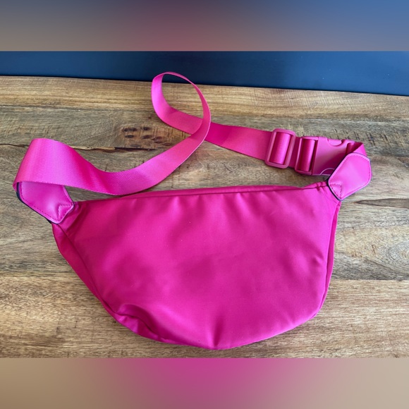 NWOT A New Day Fanny Pack - Picture 2 of 4